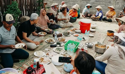 Ganjar Pranowo Sosok Pemimpin yang Berbaur dan Sangat Dekat dengan Rakyat